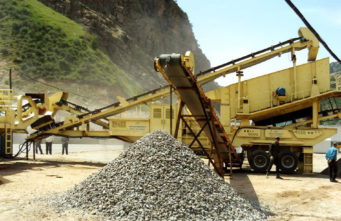 250T/H Iron Ore Mobile Crushing Line in Zambia